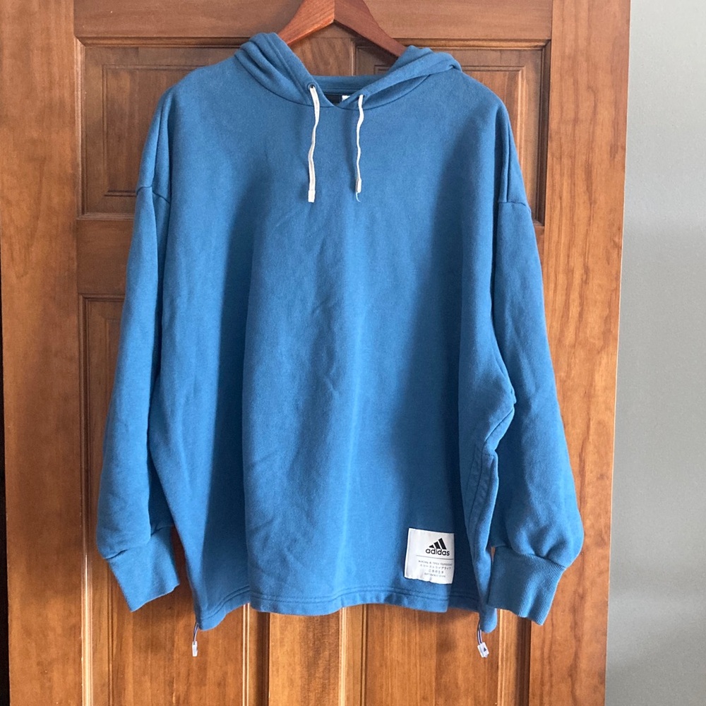 adidas hooded sweatshirt - very oversized
